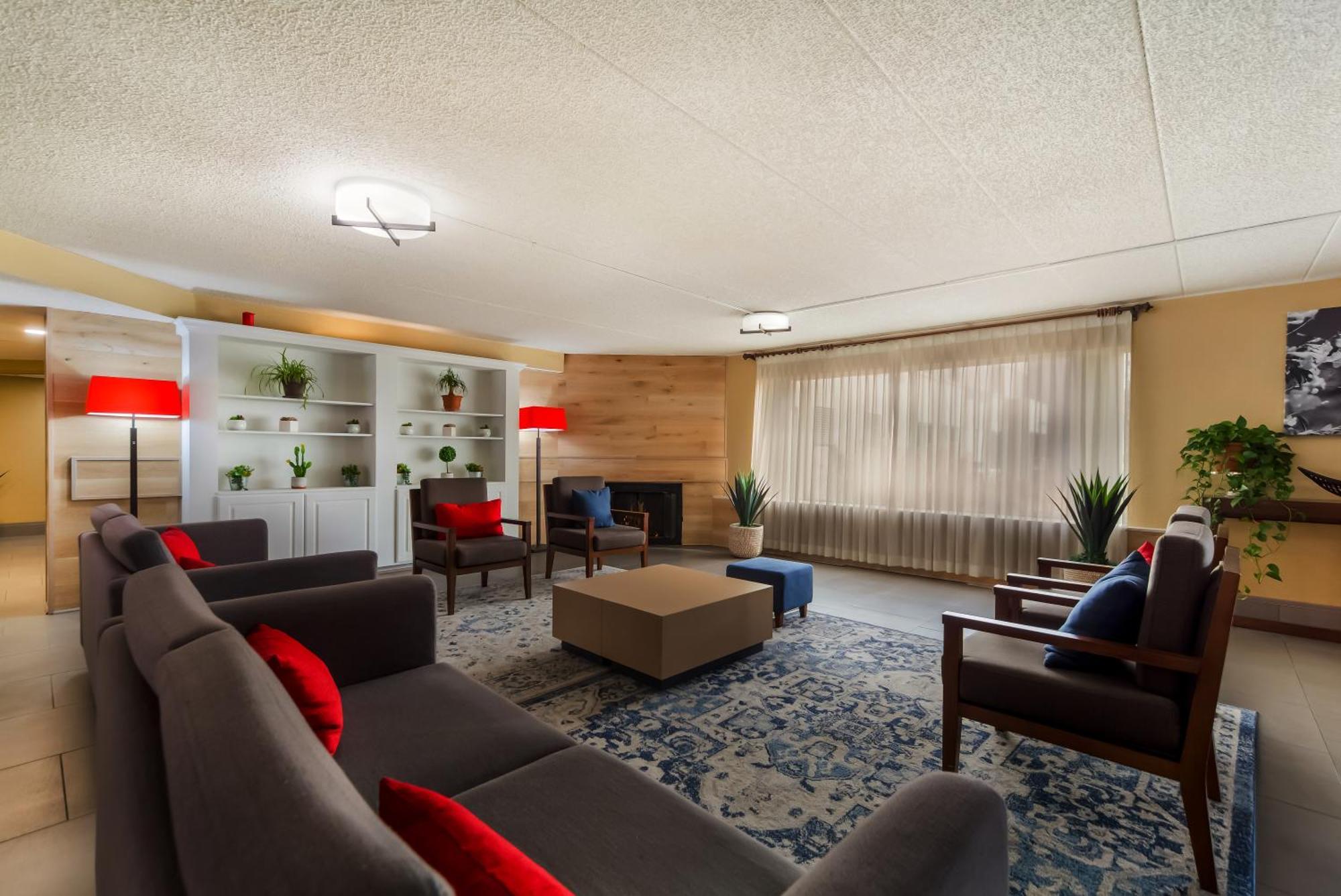 Hotel Wingate By Wyndham Lincoln Airport East Exterior foto